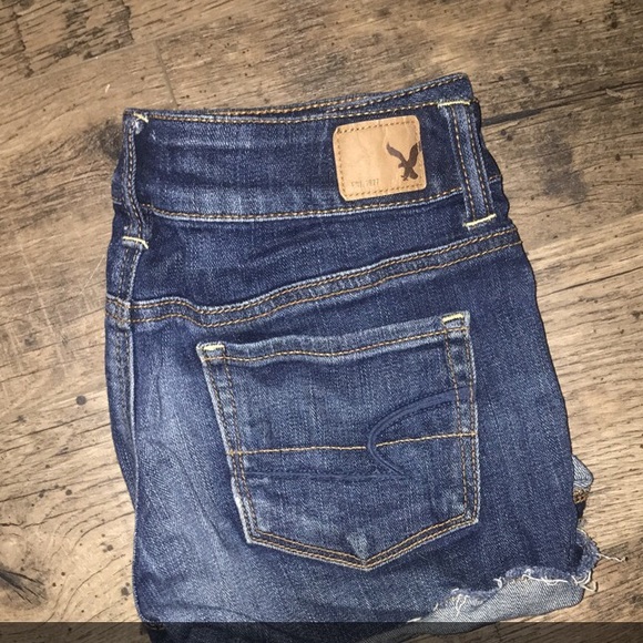 American Eagle shorts ‼️ Final Price ‼️ - Picture 3 of 3